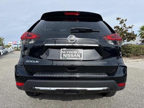 2018 Nissan Rogue S