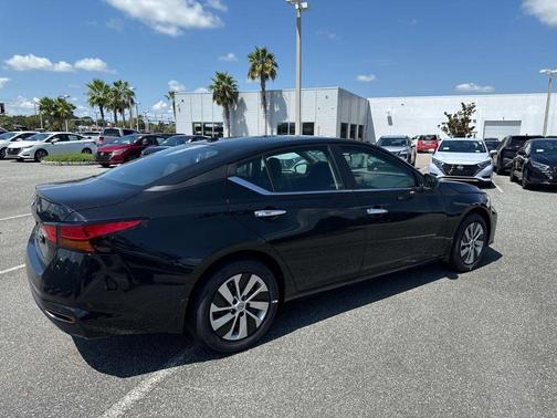 2025 Nissan Altima S