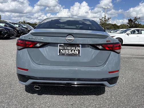 2025 Nissan Sentra SR