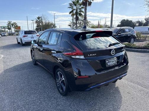 2021 Nissan Leaf SV PLUS