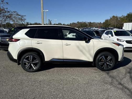 2021 Nissan Rogue SL
