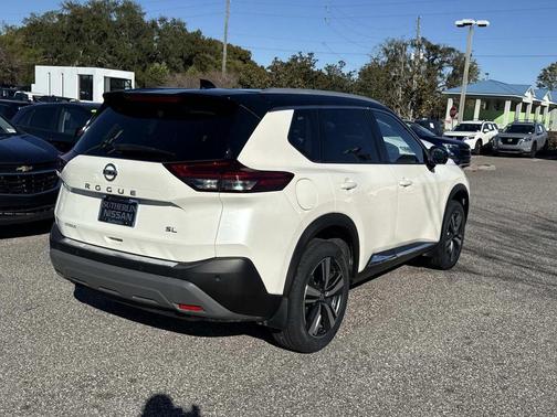 2021 Nissan Rogue SL