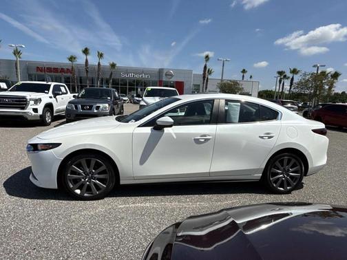 Snowflake White Pearl 2024 Mazda Mazda3 FWD w/Preferred Package
