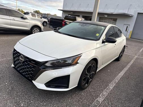2023 Nissan Altima 2.5 SR