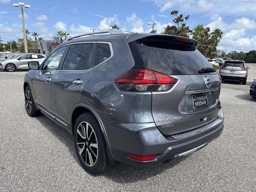 2018 Nissan Rogue SL