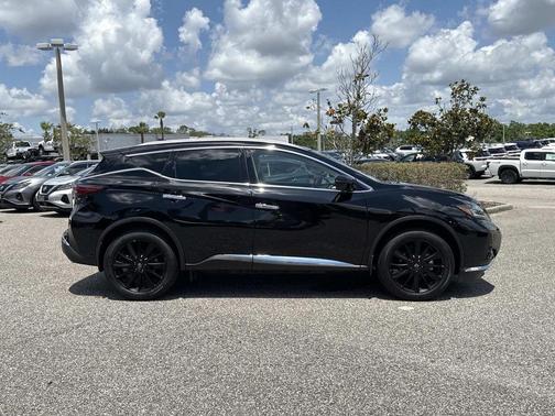 Black 2023 Nissan Murano SL