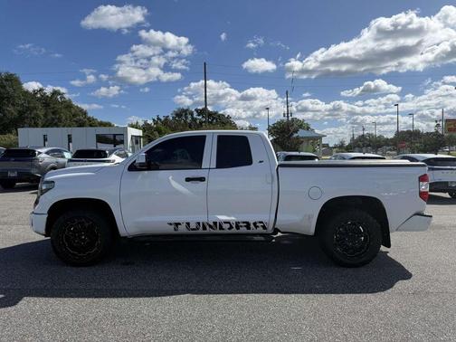 2015 Toyota Tundra SR