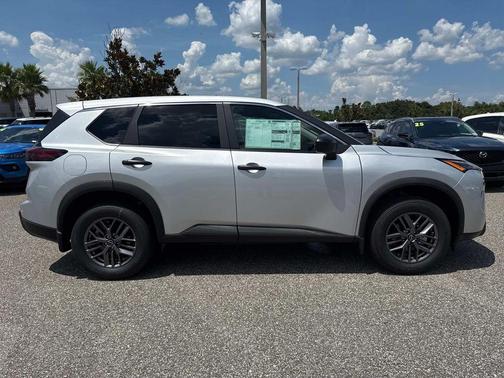2025 Nissan Rogue S