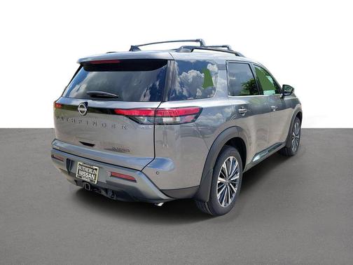 Gun Metallic 2026 Nissan Pathfinder Platinum