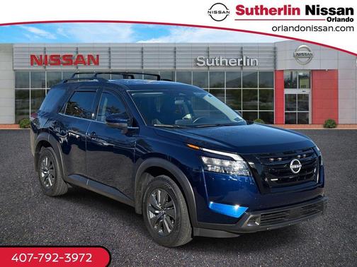 2024 Nissan Pathfinder SV