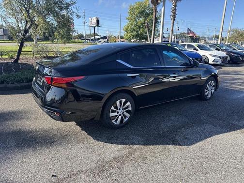 2023 Nissan Altima 2.5 S