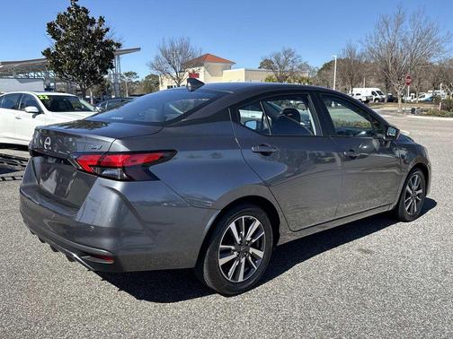 2023 Nissan Versa 1.6 SV
