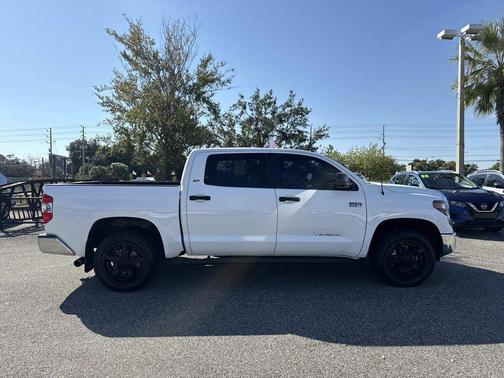 2019 Toyota Tundra SR5