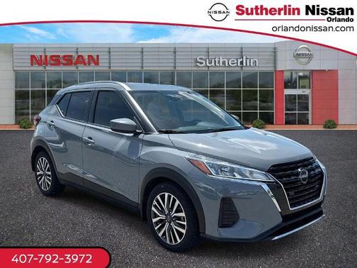 2022 Nissan Kicks SV