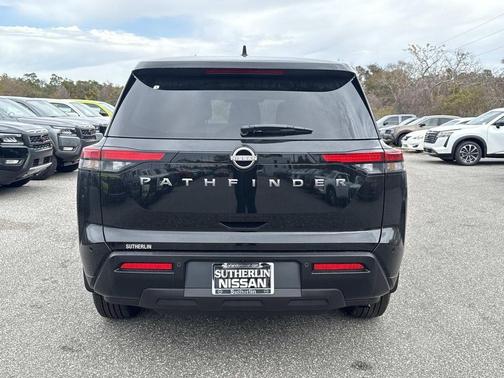 2026 Nissan Pathfinder S
