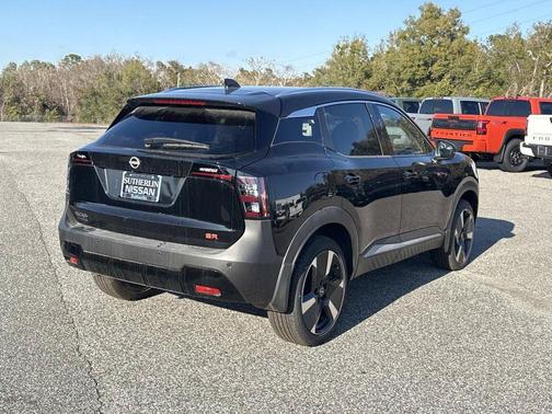Super Black 2026 Nissan Kicks SR