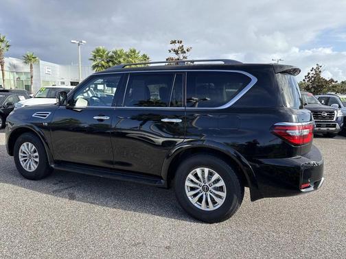 2022 Nissan Armada SV