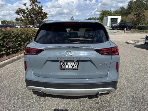 2022 INFINITI QX50 Luxe