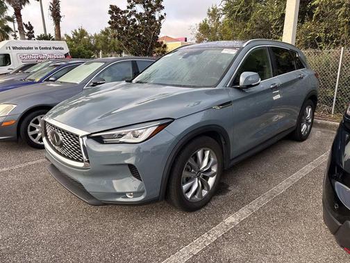 2022 INFINITI QX50 Luxe