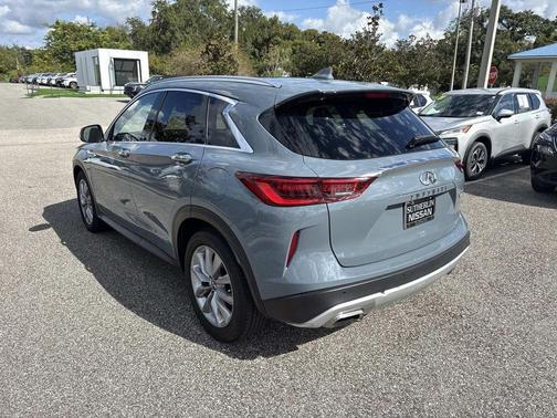 2022 INFINITI QX50 Luxe