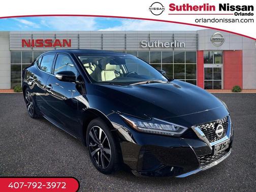 2023 Nissan Maxima SV