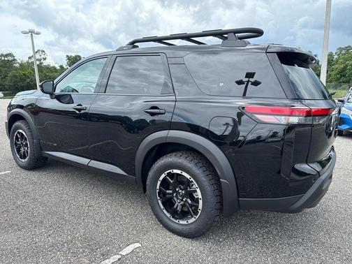 2025 Nissan Pathfinder Rock Creek
