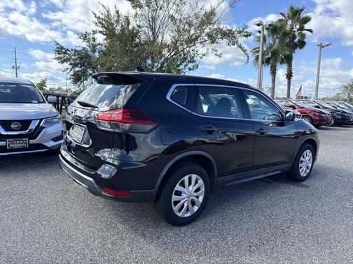 2020 Nissan Rogue S