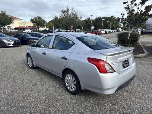 2018 Nissan Versa 1.6 S+