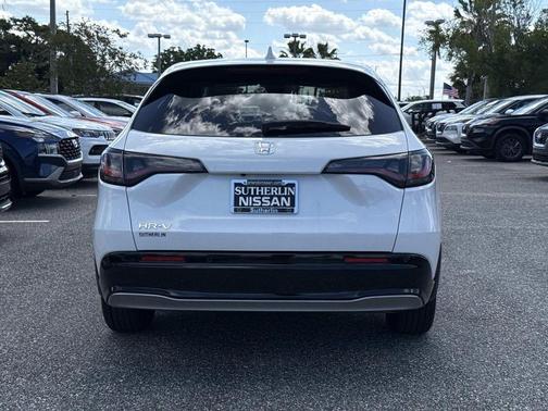 Platinum White Pearl 2024 Honda HR-V EX-L