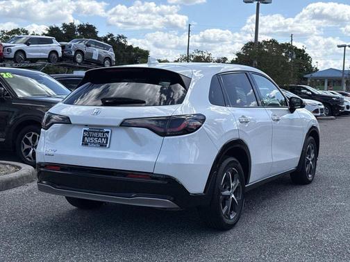 Platinum White Pearl 2024 Honda HR-V EX-L
