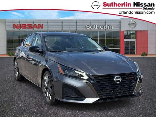 Gun Metallic 2023 Nissan Altima 2.0 SR