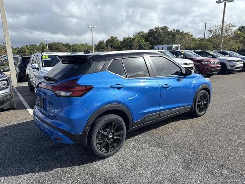 2023 Nissan Kicks SV
