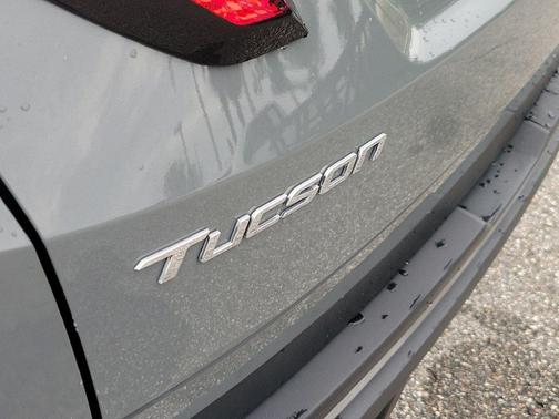 Gray 2024 Hyundai TUCSON SEL
