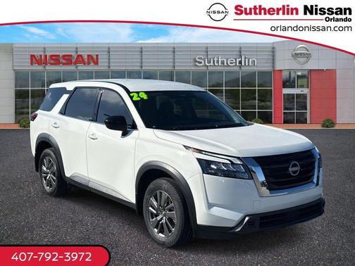2024 Nissan Pathfinder S