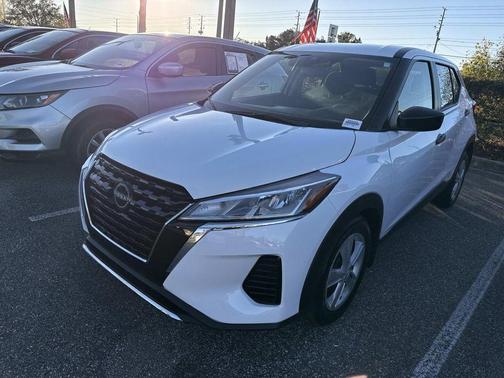 2023 Nissan Kicks S