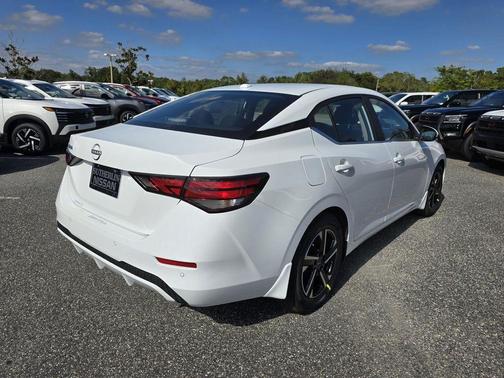 2025 Nissan Sentra SV