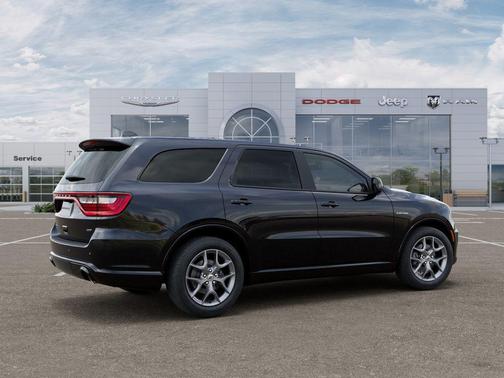 DB Black Crystal Clearcoat 2026 Dodge Durango GT HEMI V8