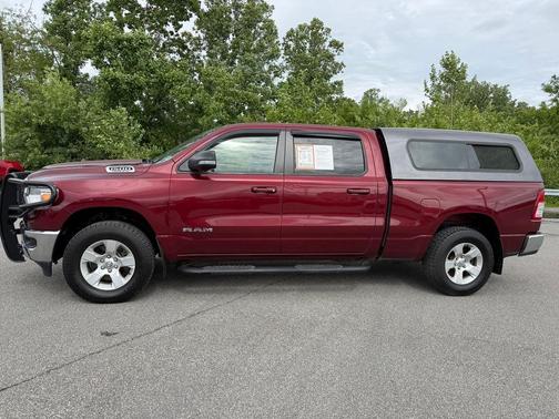 Delmonico Red Pearlcoat 2021 RAM 1500 Big Horn