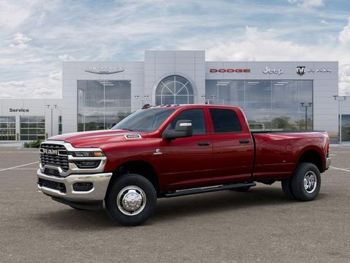 Molten Red Pearlcoat 2026 RAM 3500 Tradesman