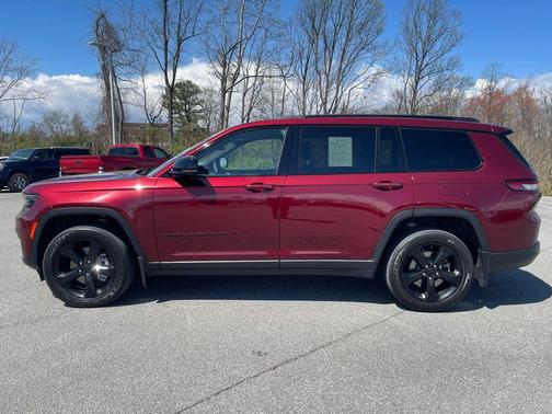 2023 Jeep Grand Cherokee L Laredo