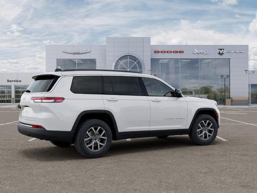 Bright White Clearcoat 2027 Jeep Grand Cherokee L Laredo X