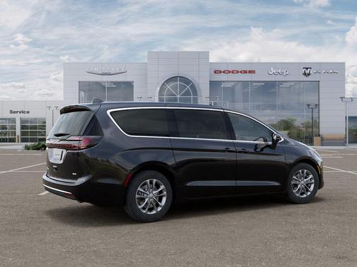 Diamond Black 2027 Chrysler Pacifica SELECT