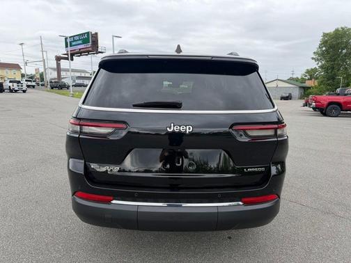 Diamond Black 2023 Jeep Grand Cherokee L Laredo
