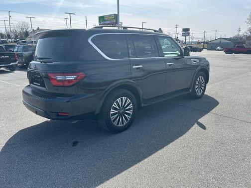 2023 Nissan Armada SL