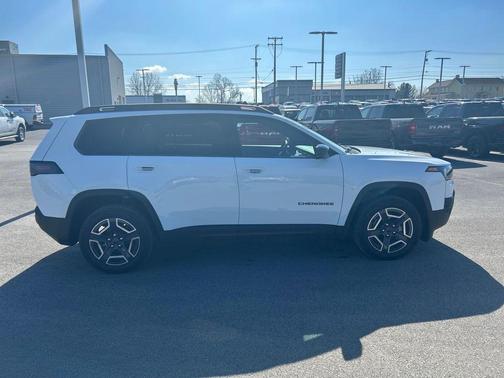 2026 Jeep Cherokee LAREDO/LIMITED