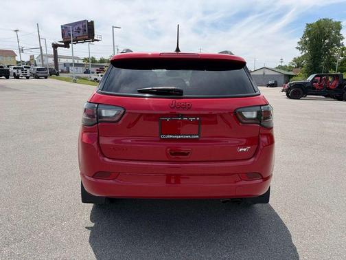 Redline Pearlcoat 2022 Jeep Compass Limited