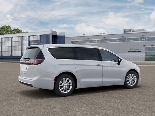 PW7 2027 Chrysler Pacifica SELECT