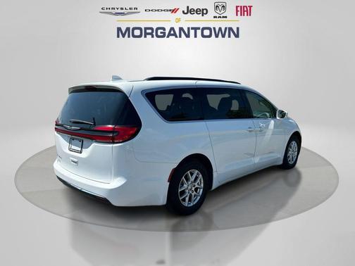2022 Chrysler Pacifica Touring-L