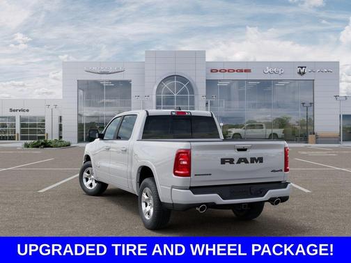 Bright White Clearcoat 2026 RAM 1500 Big Horn/Lone Star