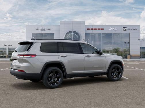Silver Zynith 2026 Jeep Grand Cherokee L Limited